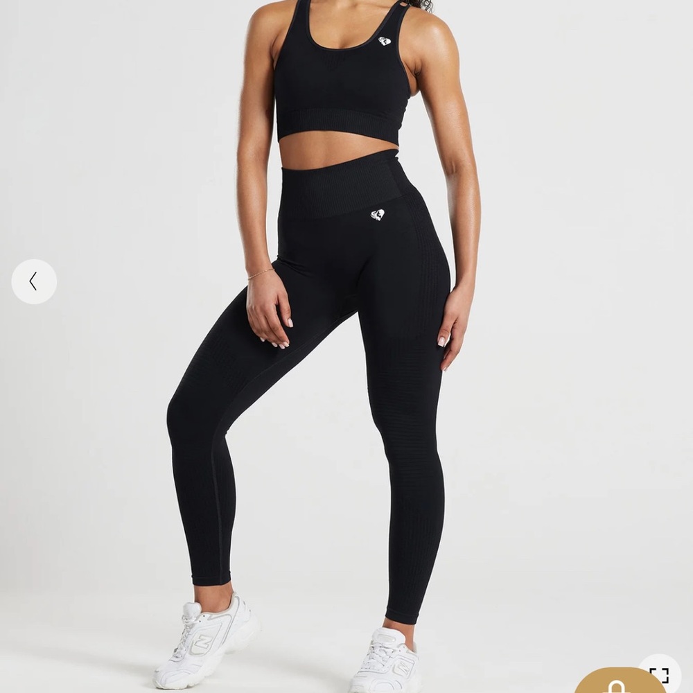 Black sports bra and leggings set